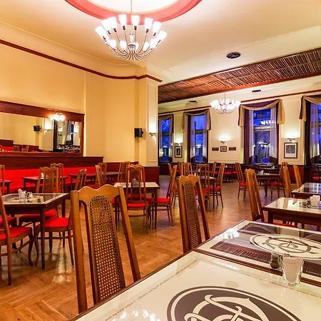 Continental Hotell 3*