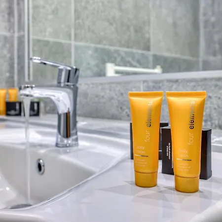 Continental Ξενοδοχείο 3*