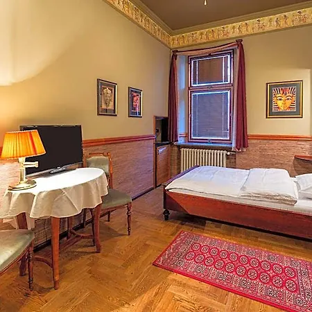 Continental Hotel