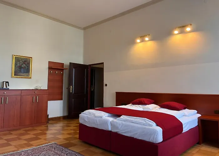 Continental Hotel