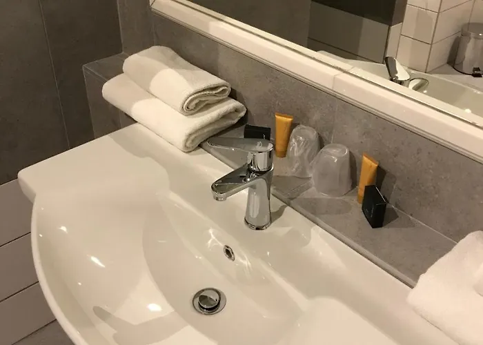 Continental 3*
