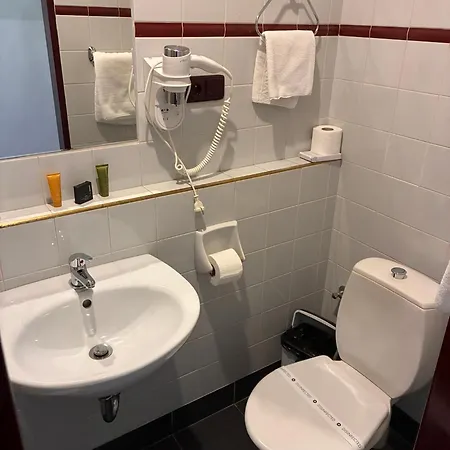 Continental Hotell 3*